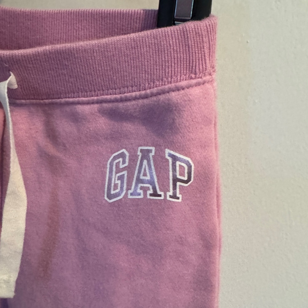 ✨ Baby Gap Pink/Purple Sweatpants 👶💗 | 12 to 18 Months | Cozy Fleece Joggers 🛍️ - Picture 5 of 5